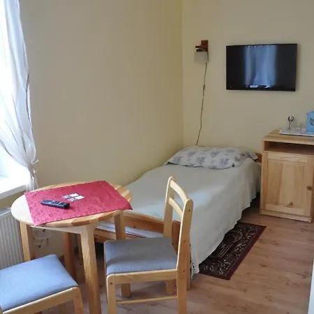 Pod Brzozami Homestay Niechorze