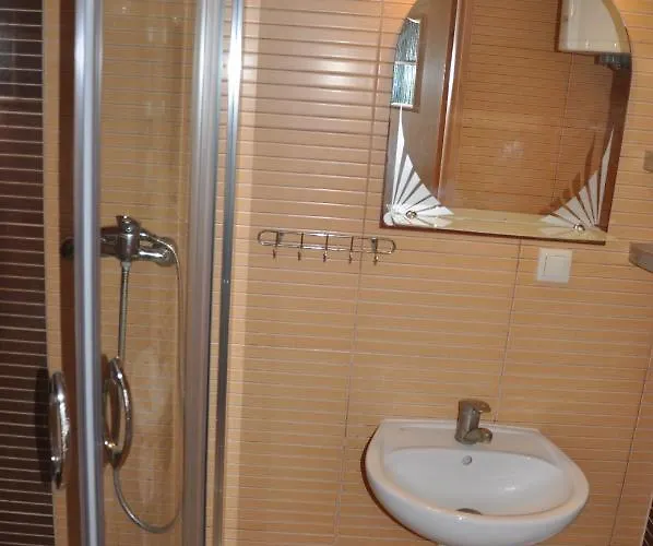 Pod Brzozami Homestay Niechorze