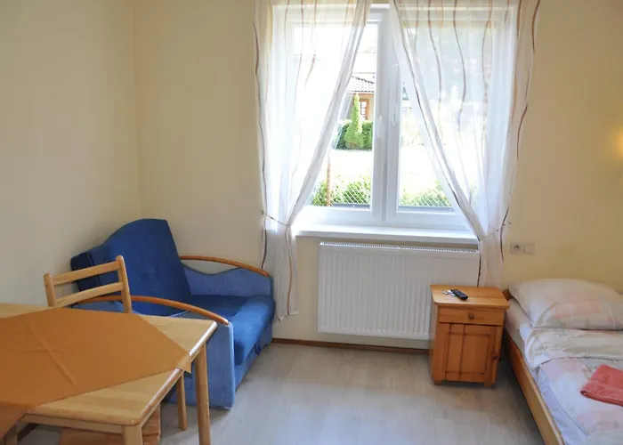 Pod Brzozami Homestay Niechorze